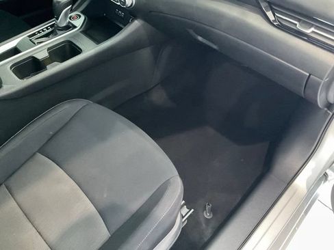 Used 2020 Nissan Sentra SV w/ Trunk Package FWD image 23