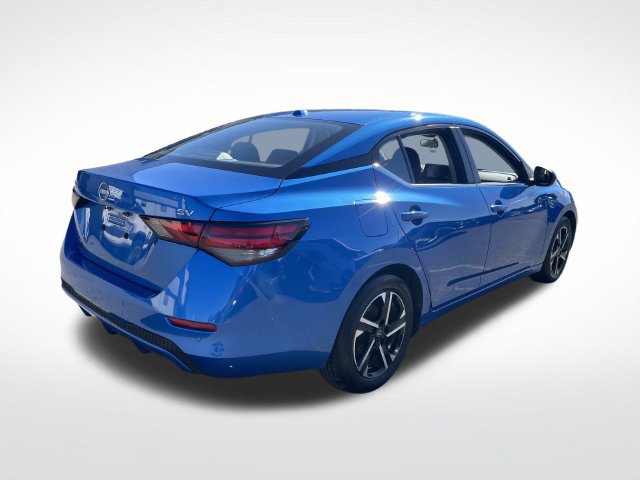 Used 2024 Nissan Sentra SV FWD image 8