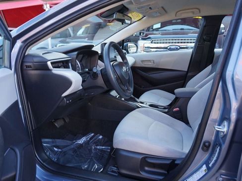 Used 2022 Toyota Corolla LE w/ Carpet Mat Package (TMS) FWD image 15