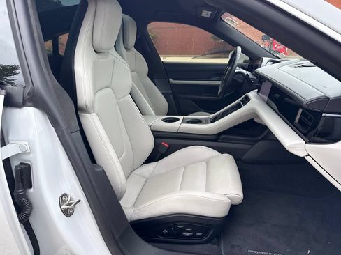 Used 2020 Porsche Taycan Turbo w/ Premium Package AWD/4WD image 32