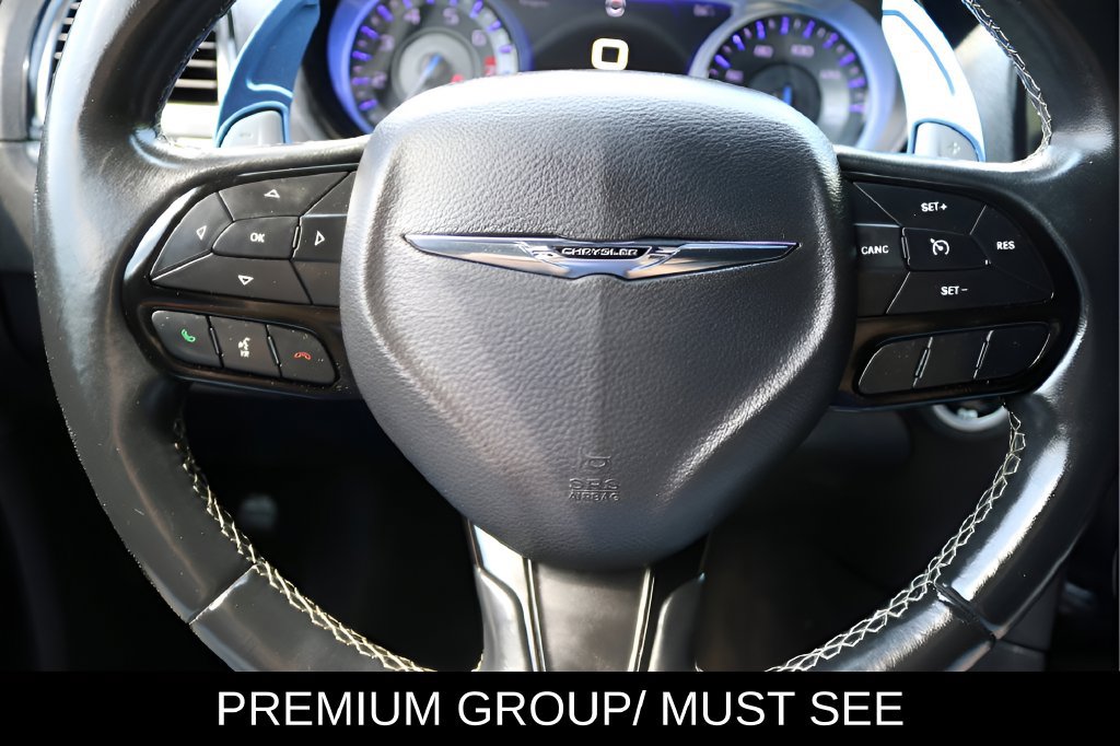 Used 2018 Chrysler 300 S w/ 300S Premium Group RWD image 17