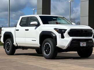 New 2026 Toyota Tacoma TRD Off-Road video 2