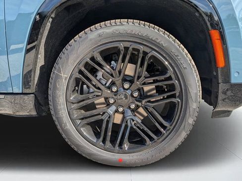 New 2026 Jeep Grand Wagoneer Limited image 10