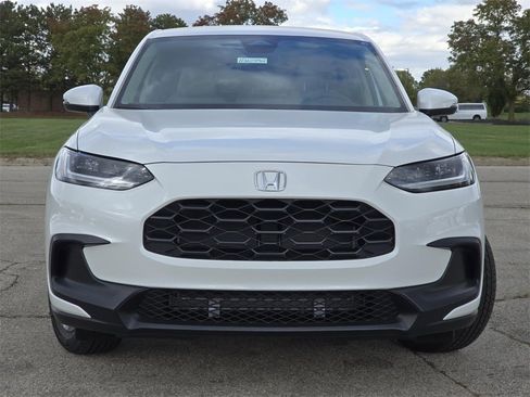 New 2026 Honda HR-V LX image 12