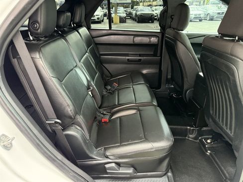 Used 2020 Ford Explorer 4WD Police Interceptor image 16