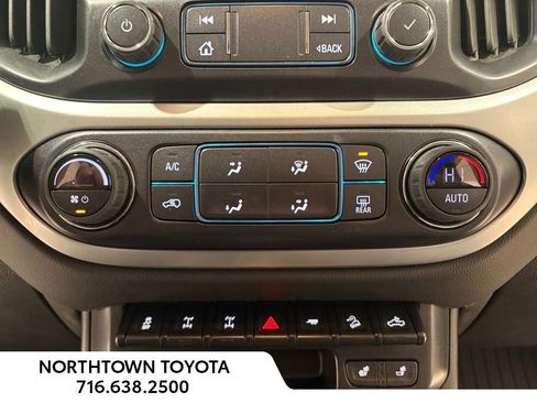 Used 2022 Chevrolet Colorado ZR2 image 11