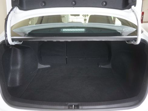 Used 2024 Toyota Corolla LE FWD image 15