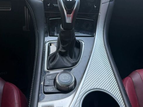 Used 2017 INFINITI Q60 Red Sport 400 AWD/4WD image 23