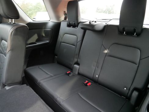 Certified 2024 Nissan Pathfinder Platinum w/ Cargo Package image 36