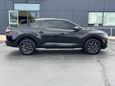 Used 2022 Hyundai Santa Cruz SEL w/ Cargo Package FWD image 2