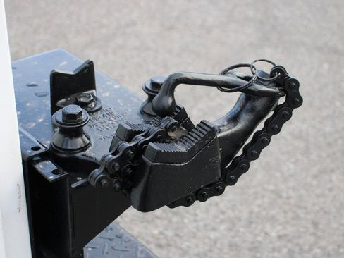 Used 2017 Chevrolet Silverado 2500 W/T image 7