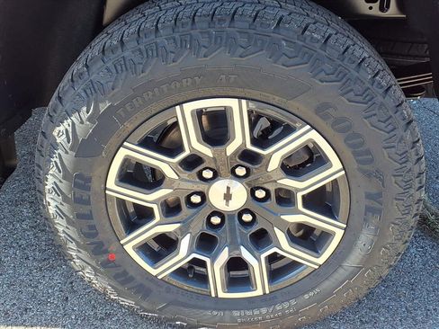 New 2026 Chevrolet Colorado Z71 image 7