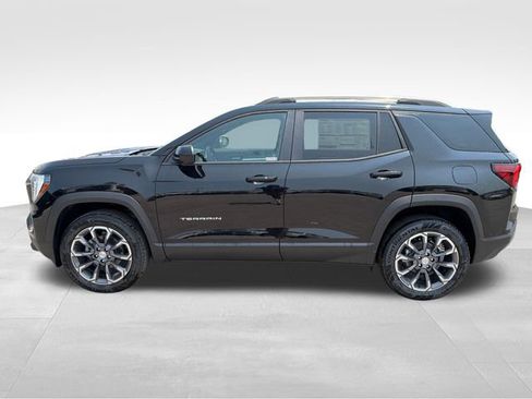 New 2027 GMC Terrain Elevation w/ Elevation Premium Package FWD image 4