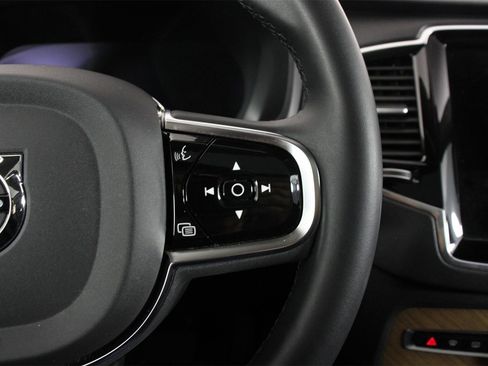 Certified 2024 Volvo XC90 T8 Plus w/ Protection Package Premier image 11