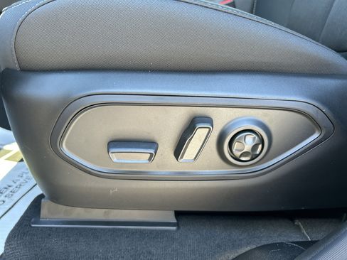 New 2026 Jeep Grand Cherokee Laredo X RWD image 16