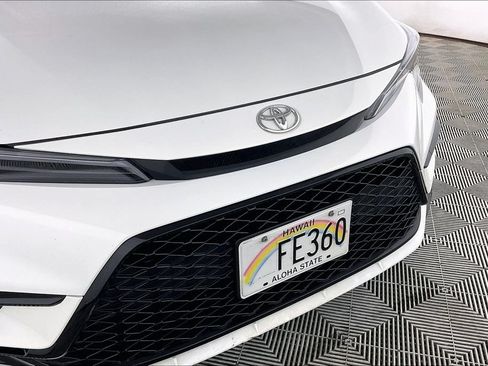 Used 2025 Toyota Corolla SE FWD image 30