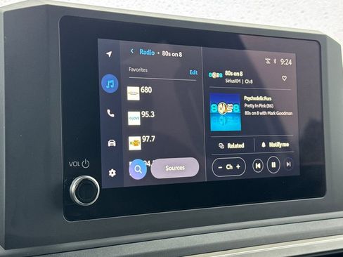 Used 2025 Toyota Tacoma SR image 15