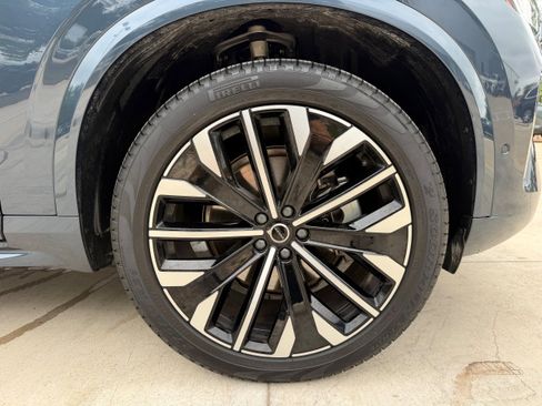 Used 2026 Volvo XC90 B6 Ultra w/ Protection Package AWD/4WD image 7