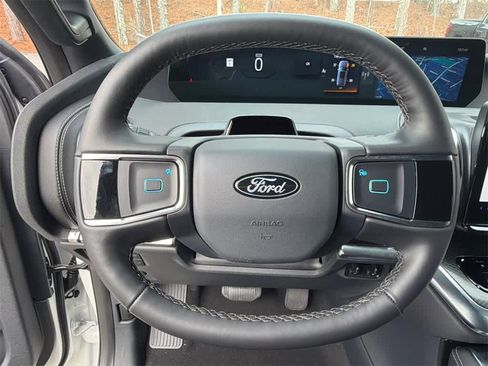 New 2026 Ford Expedition Max Platinum image 26