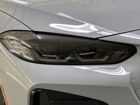 Used 2023 BMW M440i Convertible w/ Premium Package image 10