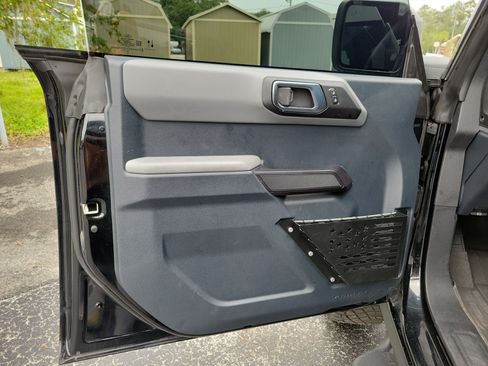 Used 2024 Ford Bronco Everglades AWD/4WD image 15