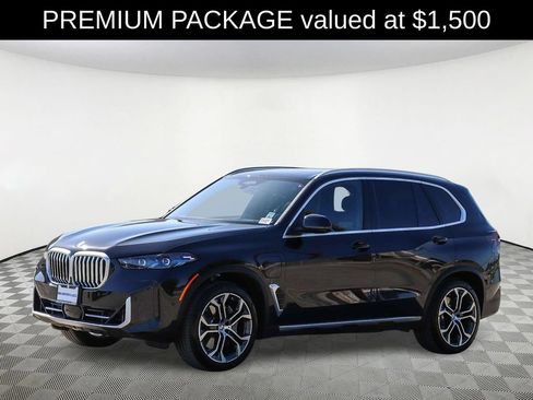 Used 2026 BMW X5 xDrive50e AWD/4WD image 3