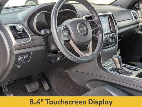 Used 2018 Jeep Grand Cherokee Laredo image 19