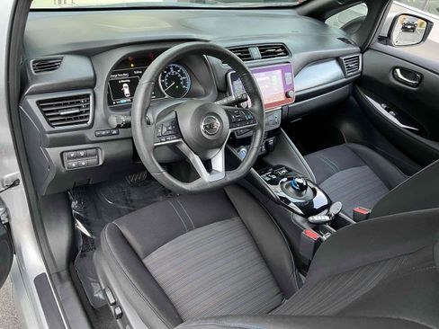 Used 2022 Nissan Leaf SV Plus image 24