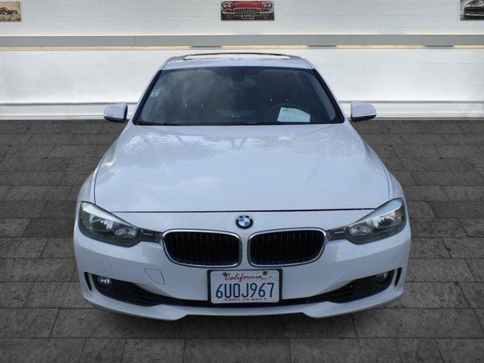 Used 2012 BMW 328i Sedan RWD image 2