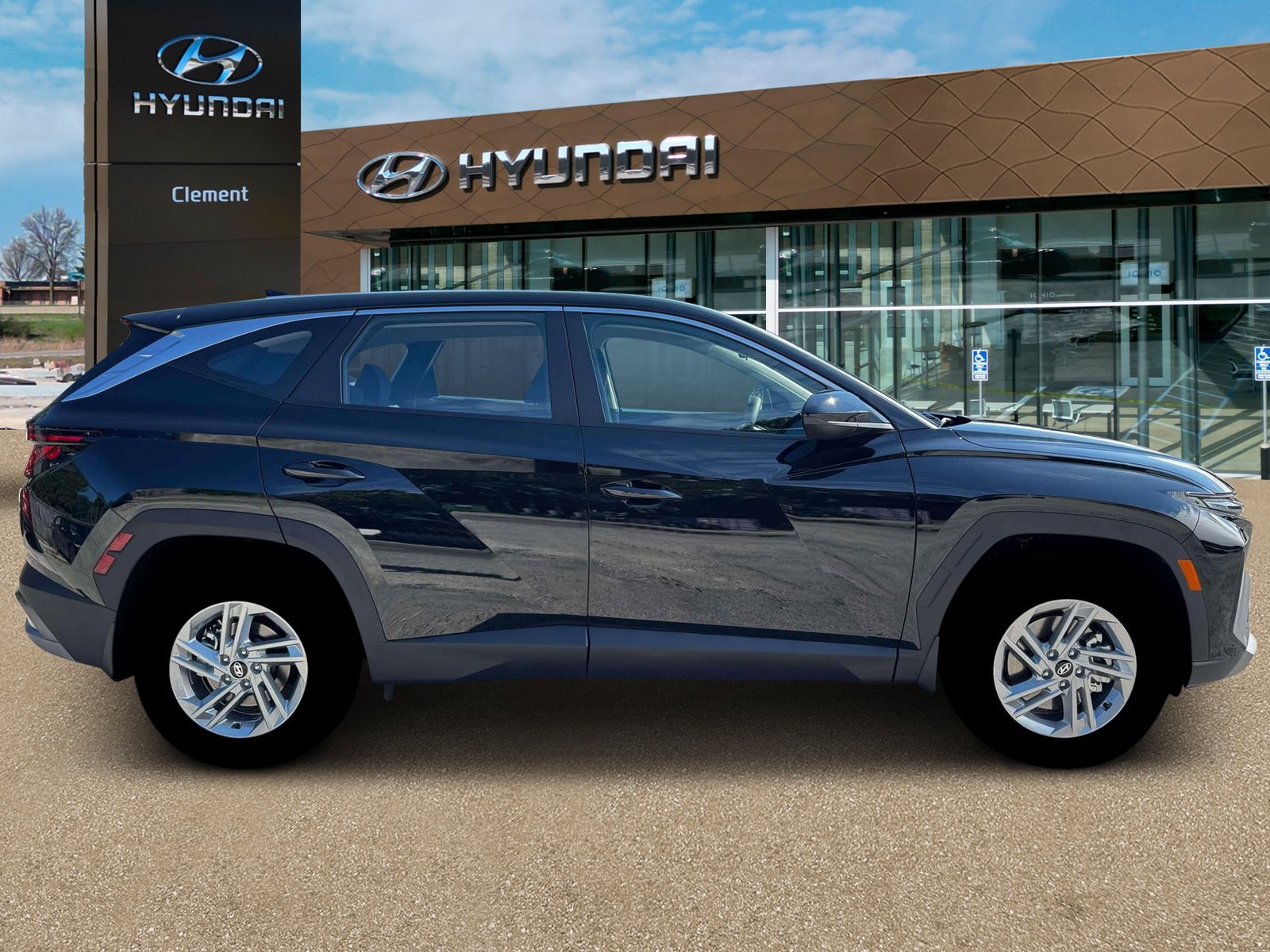New 2026 Hyundai Tucson SE AWD/4WD image 9