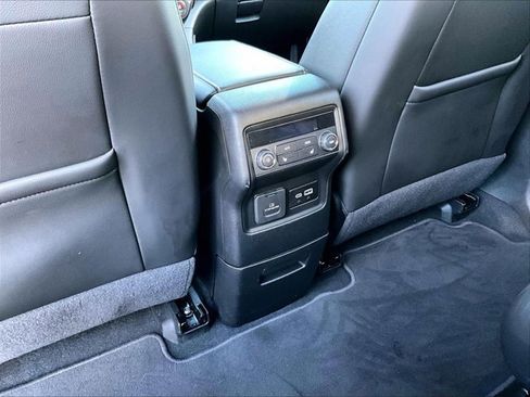 Certified 2023 GMC Acadia Denali w/ Black Diamond Edition image 25