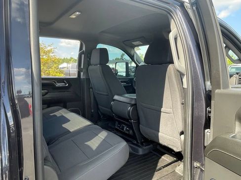 Used 2024 Chevrolet Silverado 2500 LT w/ Convenience Package AWD/4WD image 41