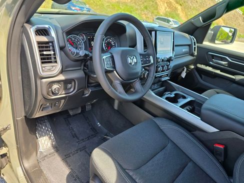 New 2026 RAM 1500 4x4 Crew Cab image 20