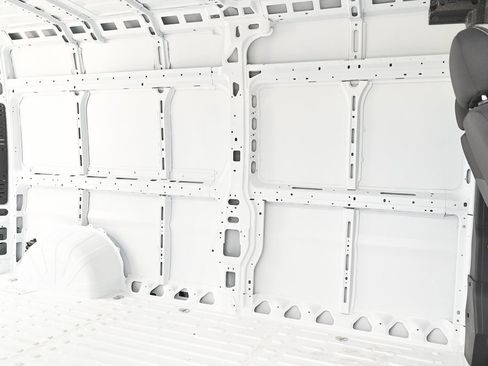 Used 2025 RAM ProMaster 2500 w/ Storage Group image 15