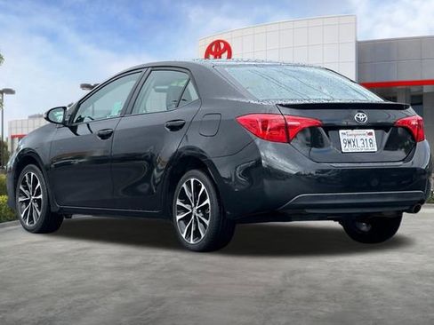 Used 2019 Toyota Corolla SE FWD image 6
