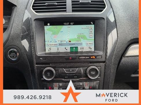 Used 2018 Ford Explorer XLT w/ Equipment Group 202A AWD/4WD image 6