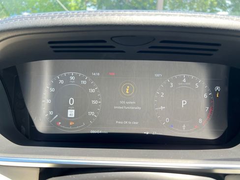 Used 2019 Land Rover Range Rover Supercharged AWD/4WD image 21
