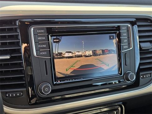 Used 2019 Volkswagen Beetle 2.0T Final Edition SEL image 21