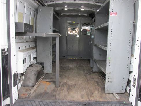 Used 2018 Ford Transit 250 148 Medium Roof RWD image 7