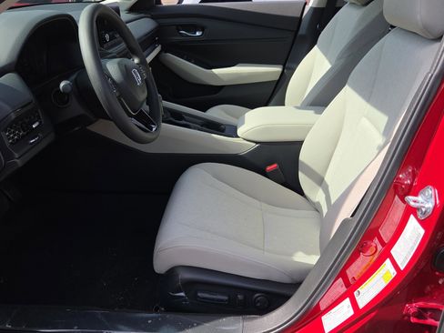 New 2025 Honda Accord SE image 20