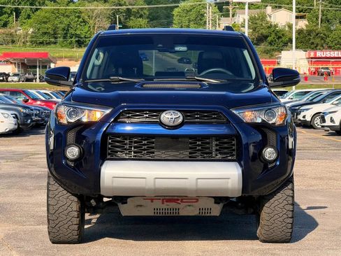 Used 2020 Toyota 4Runner TRD Off-Road Premium w/ TRD Performance Package AWD/4WD image 3