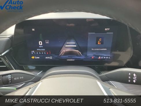 Used 2025 Chevrolet Suburban Premier AWD/4WD image 13