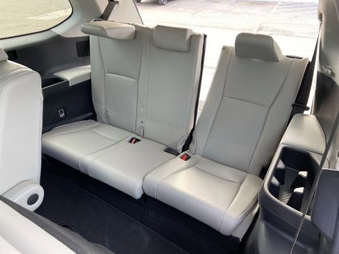 Used 2024 Toyota Grand Highlander Limited AWD/4WD image 57