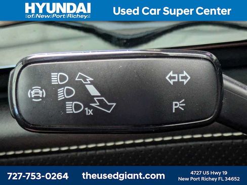 Used 2024 Volkswagen Atlas SE FWD image 36