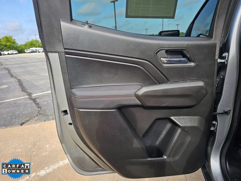 Used 2025 Chevrolet Colorado Z71 AWD/4WD image 30