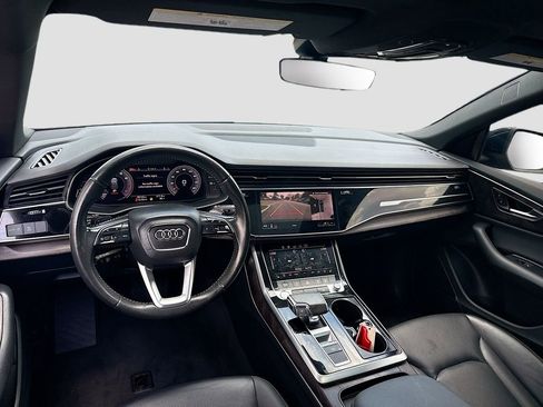 Used 2020 Audi Q8 Premium Plus w/ Premium Plus Package AWD/4WD image 25
