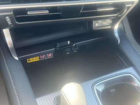 Used 2023 Lexus RX 500h F Sport image 21