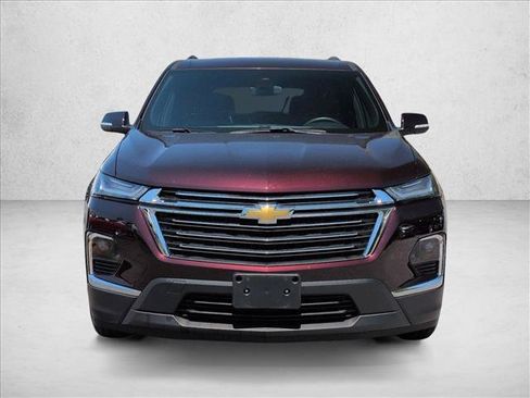 Used 2023 Chevrolet Traverse LT w/ LPO, Floor Liner Package AWD/4WD image 2