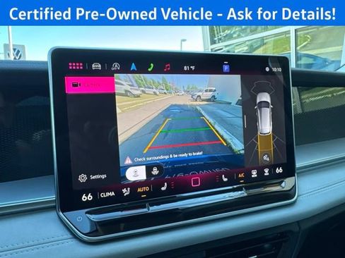 Certified 2025 Volkswagen Tiguan SE w/ Panoramic Sunroof Package AWD/4WD image 15