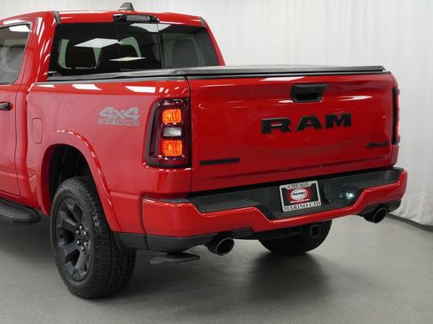 Used 2025 RAM 1500 Big Horn AWD/4WD image 13